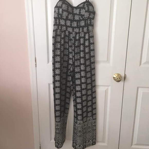 Women's Summer Jumpsuit - Picture 1 of 3